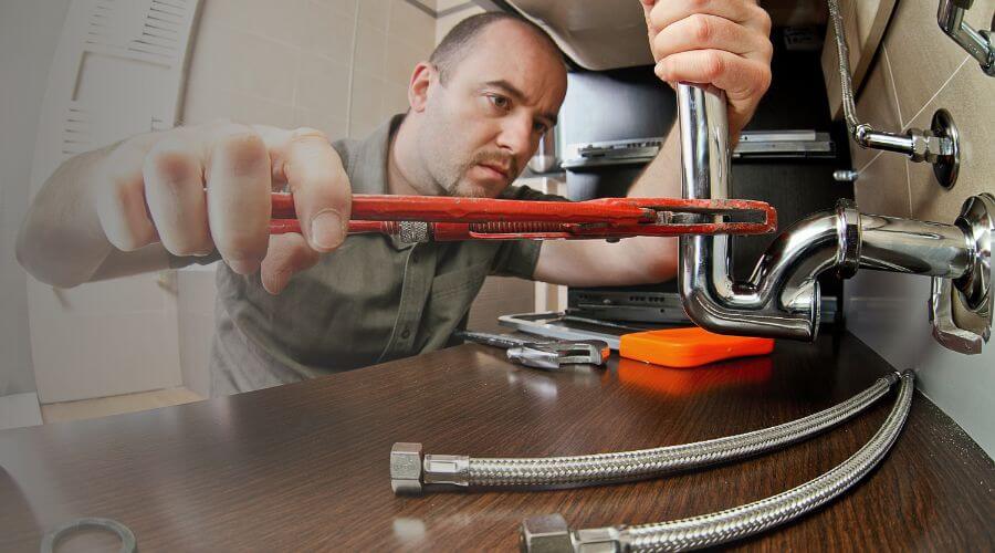 Professional same day plumber in Giddings, TX