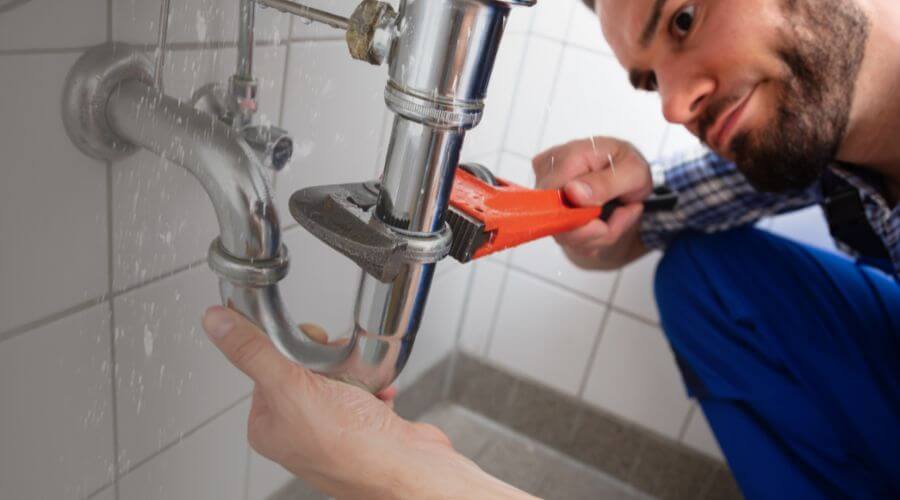Professional same day plumber services in Giddings, TX